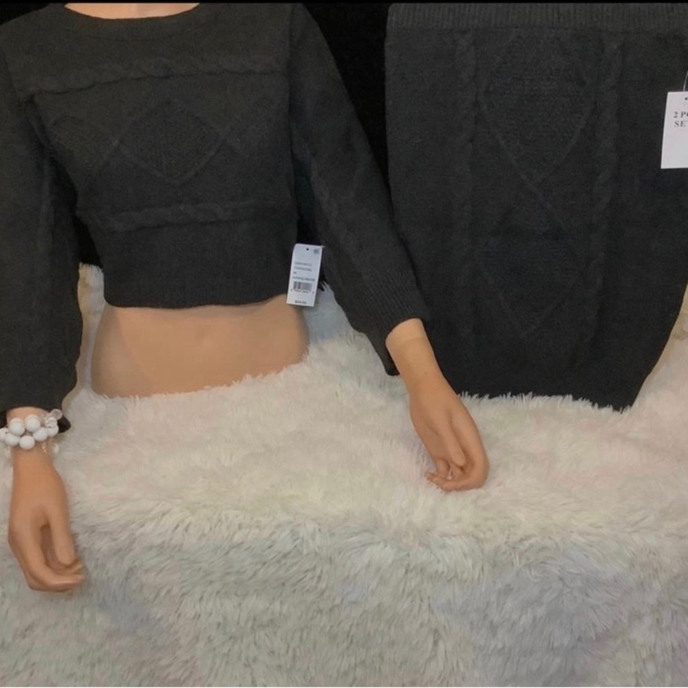 2PC Sweater Set - Picture 2 of 4